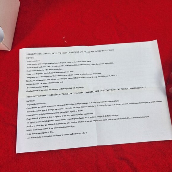 Holy Family Nightlight Flickering Candlelight by Ganz Lights in the Night - Picture 8 of 8